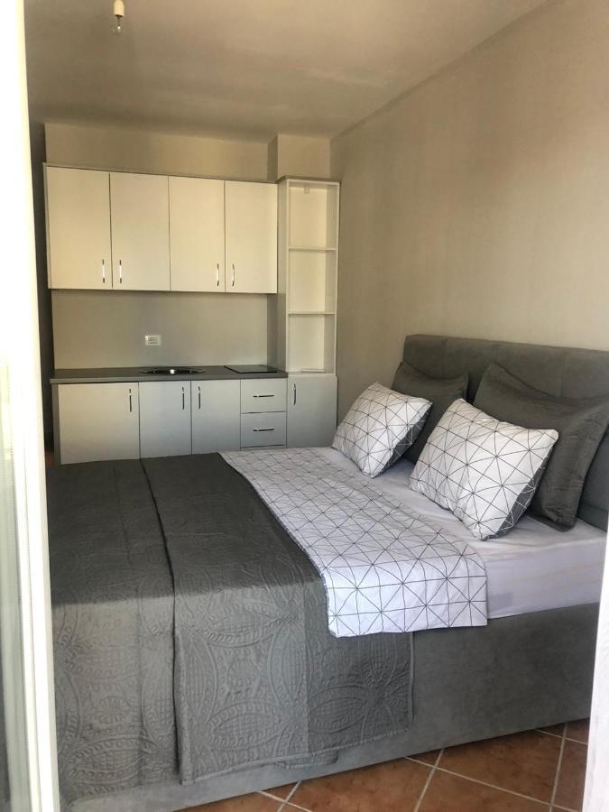 Apartament Raci Shengjin Bagian luar foto