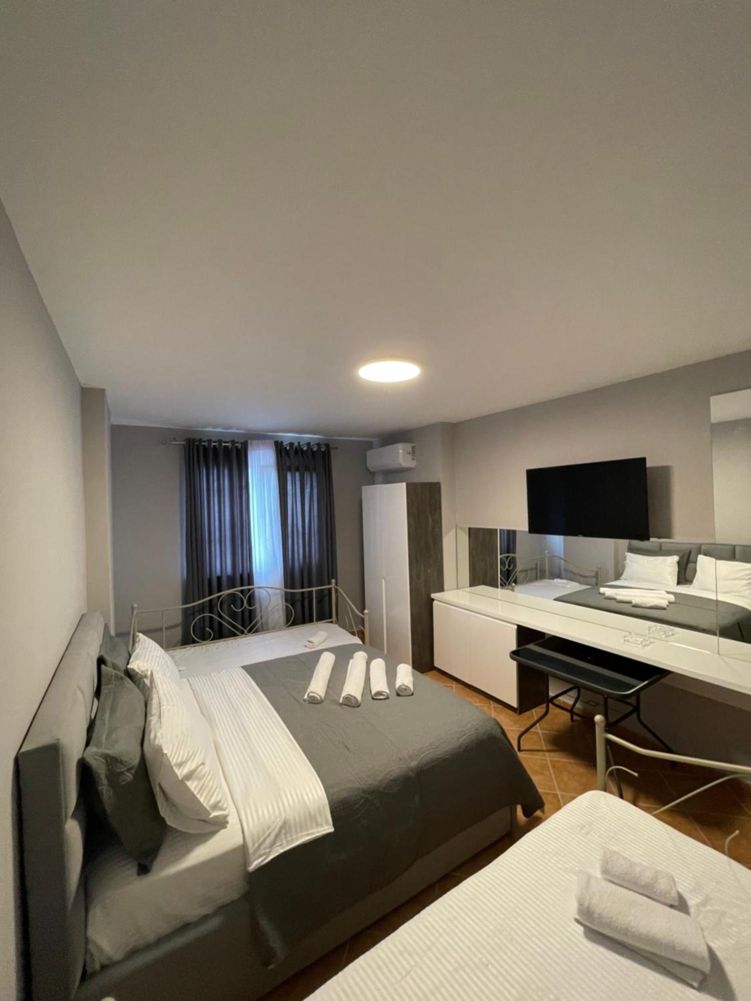 Apartament Raci Shengjin Bagian luar foto